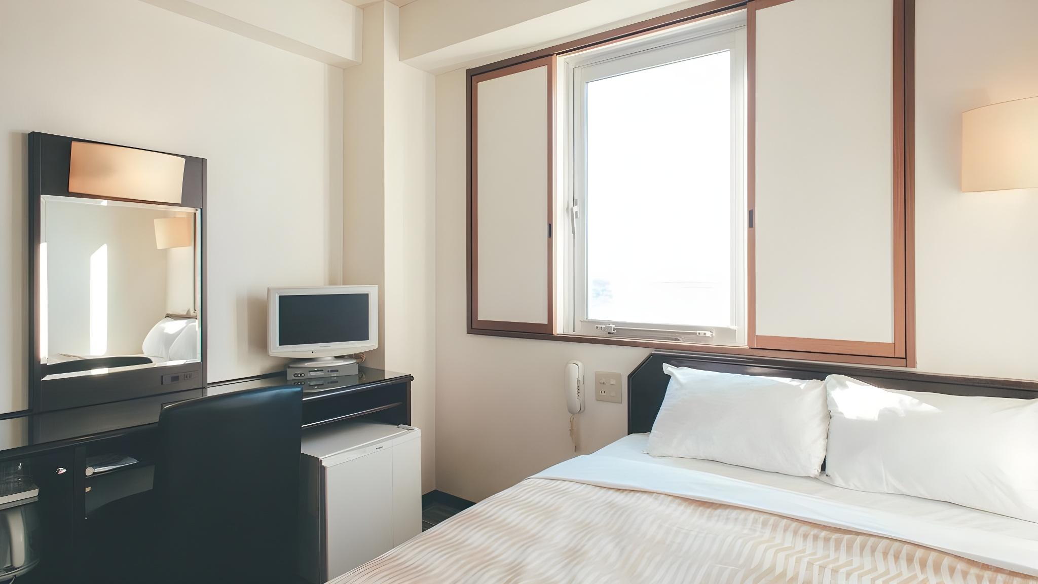 Semi Room, Standard, Single, Semi Double Bed