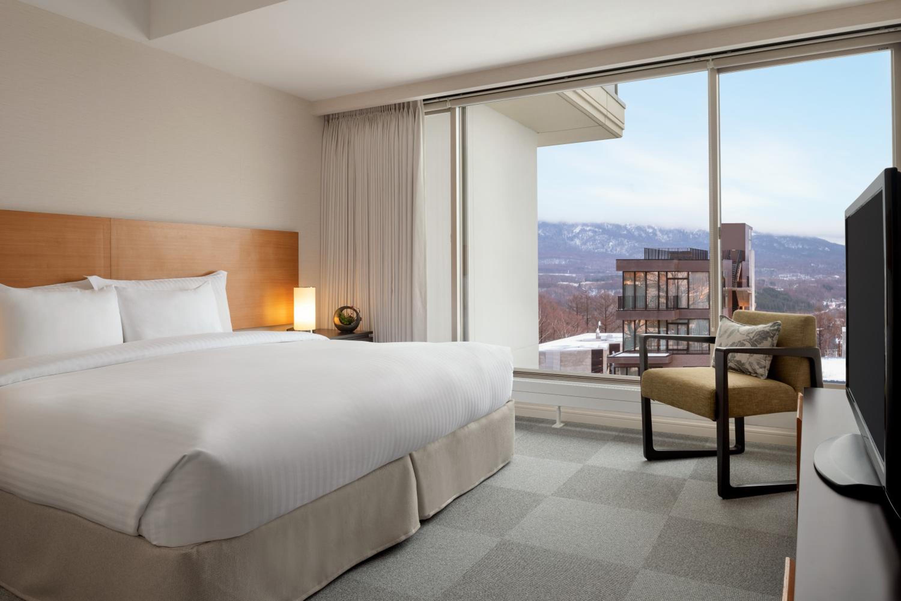2 Bedrooms, Suite, No Air Condition