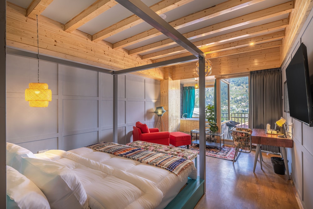 Echor Himalayan Heights Luxe Manali 29/50
