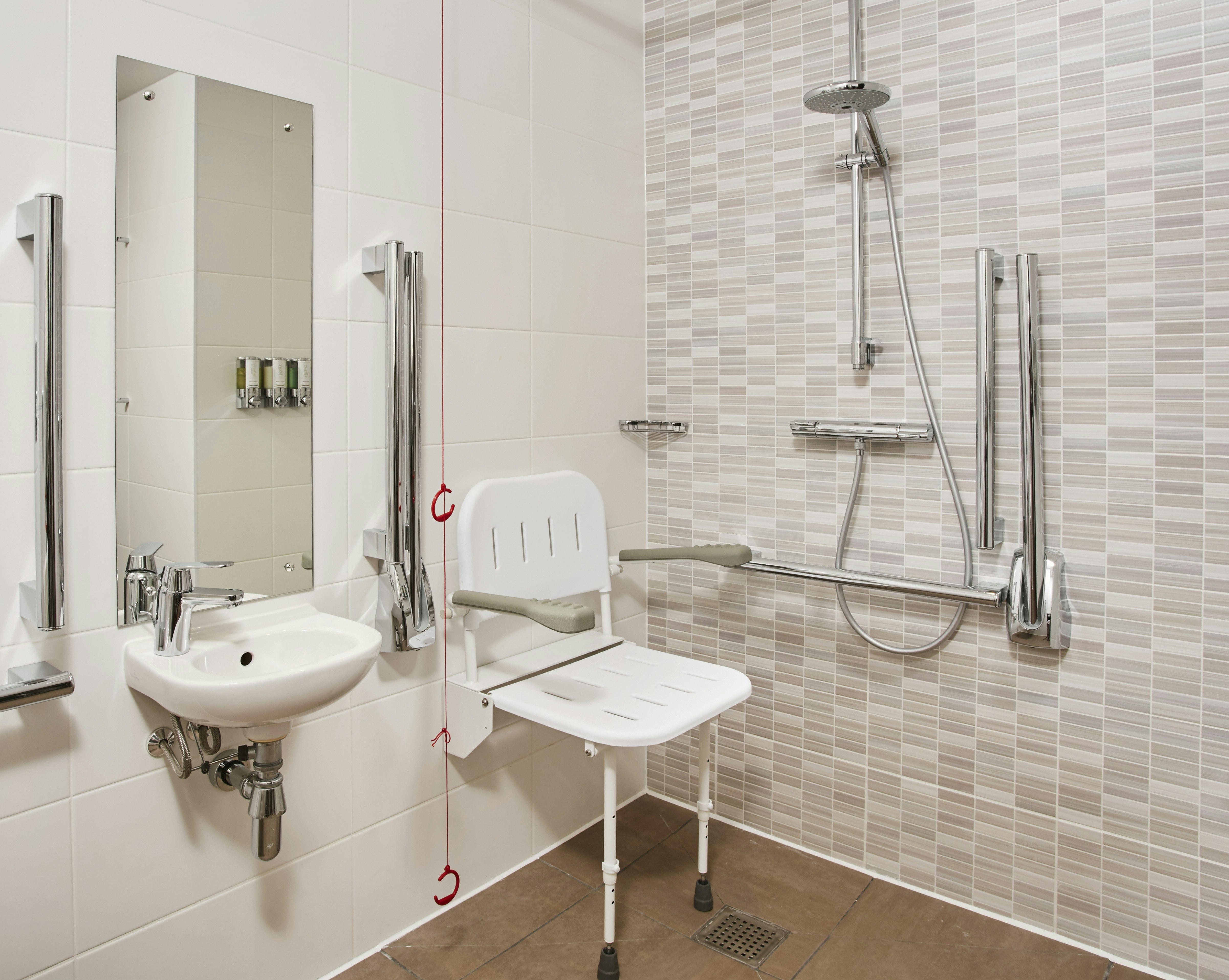 HAMPTON BY HILTON OXFORD 21/21