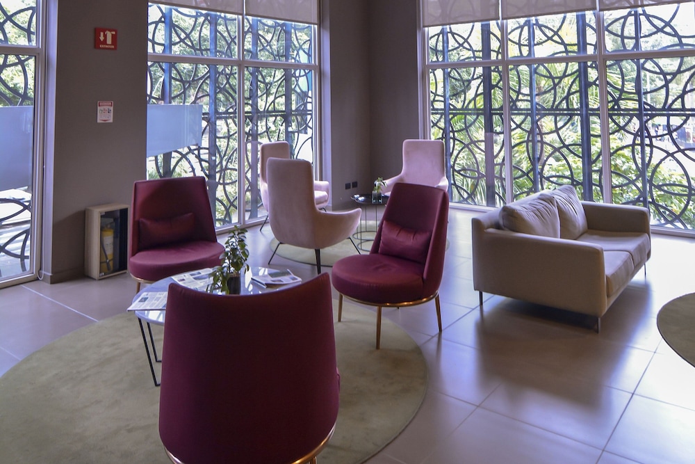 City Express Plus by Marriott Medellin Colombia 17/42