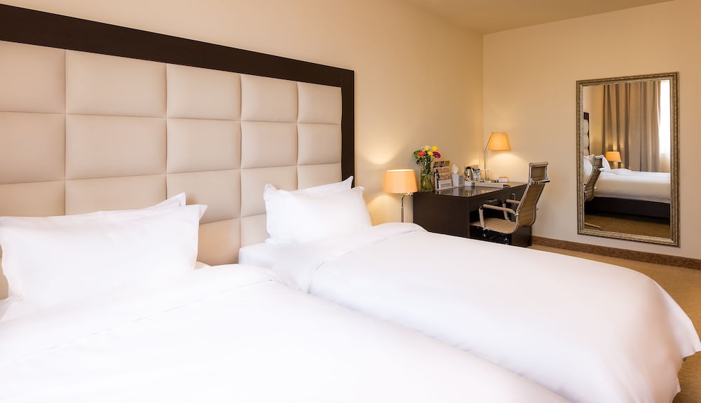 Paris Hotel Yerevan 10/42
