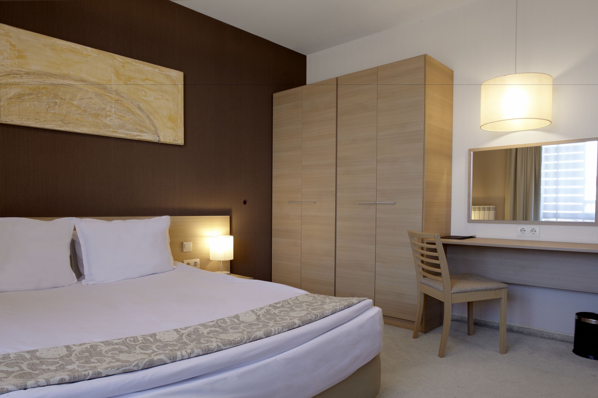 PLUS, APARTMENT