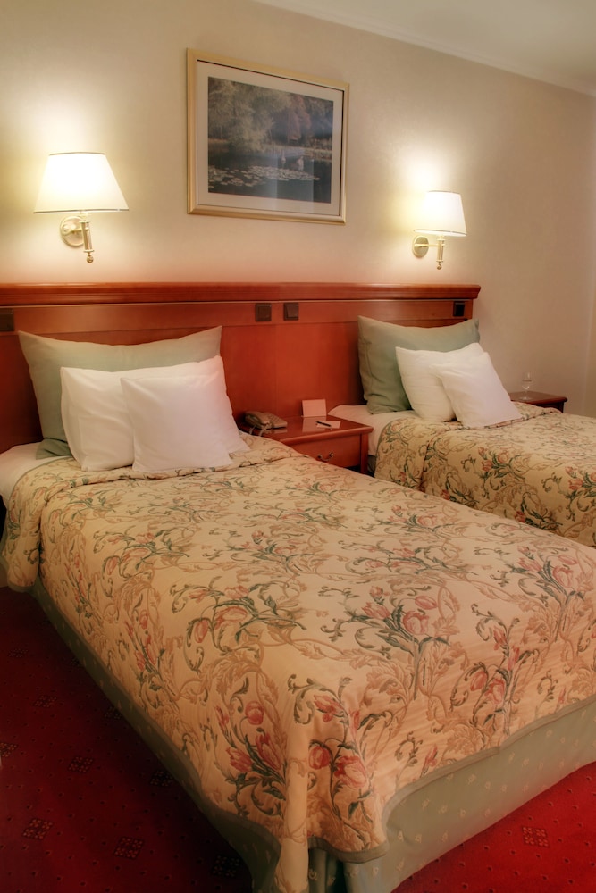 Mcc Mazurkas Conference Centre Hotel 13/50