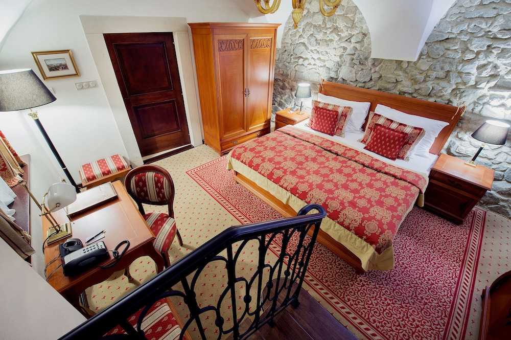 Arcadia Boutique Hotel 42/64