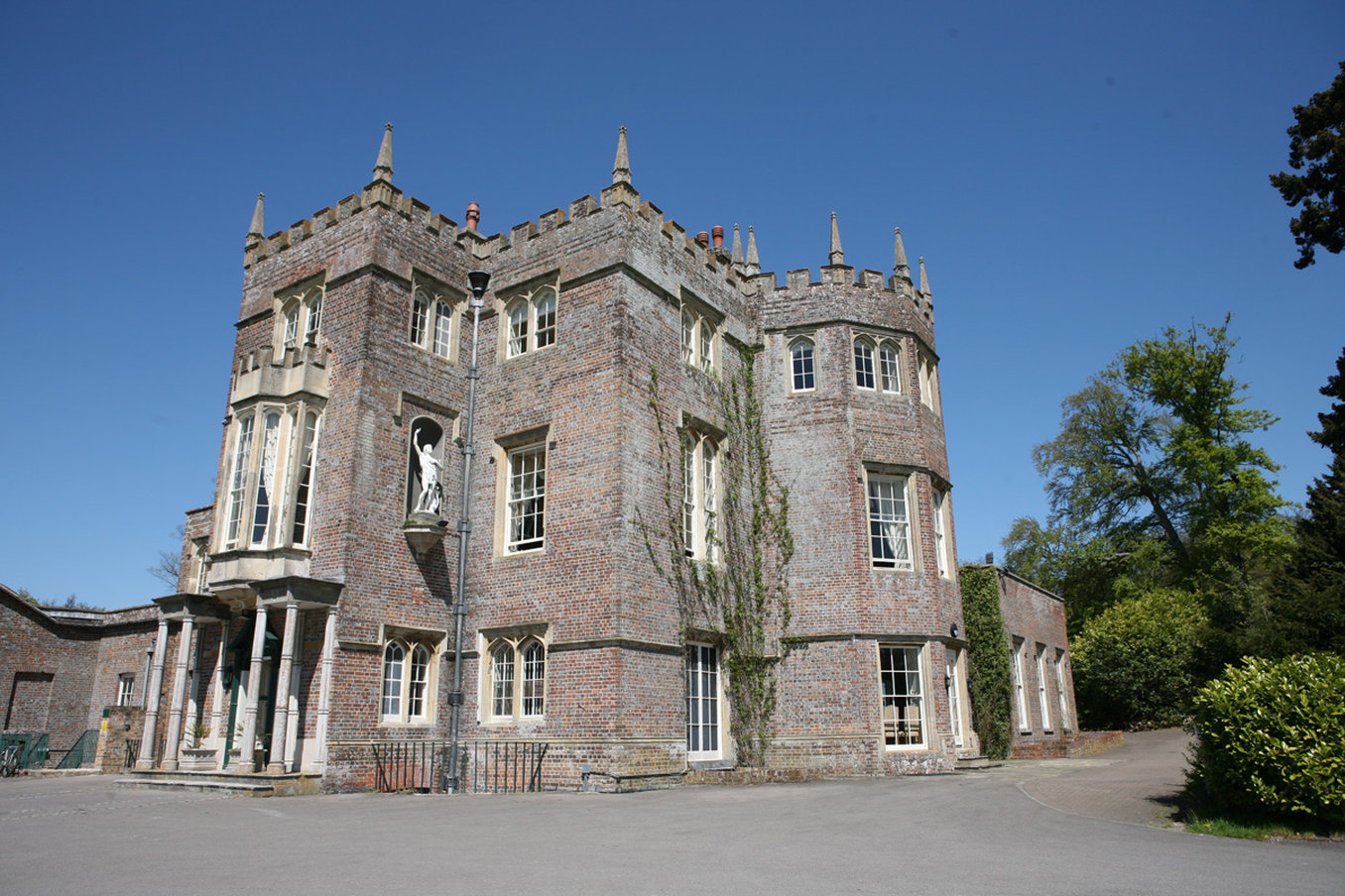 Donnington Grove Hotel And Country Club 2/57