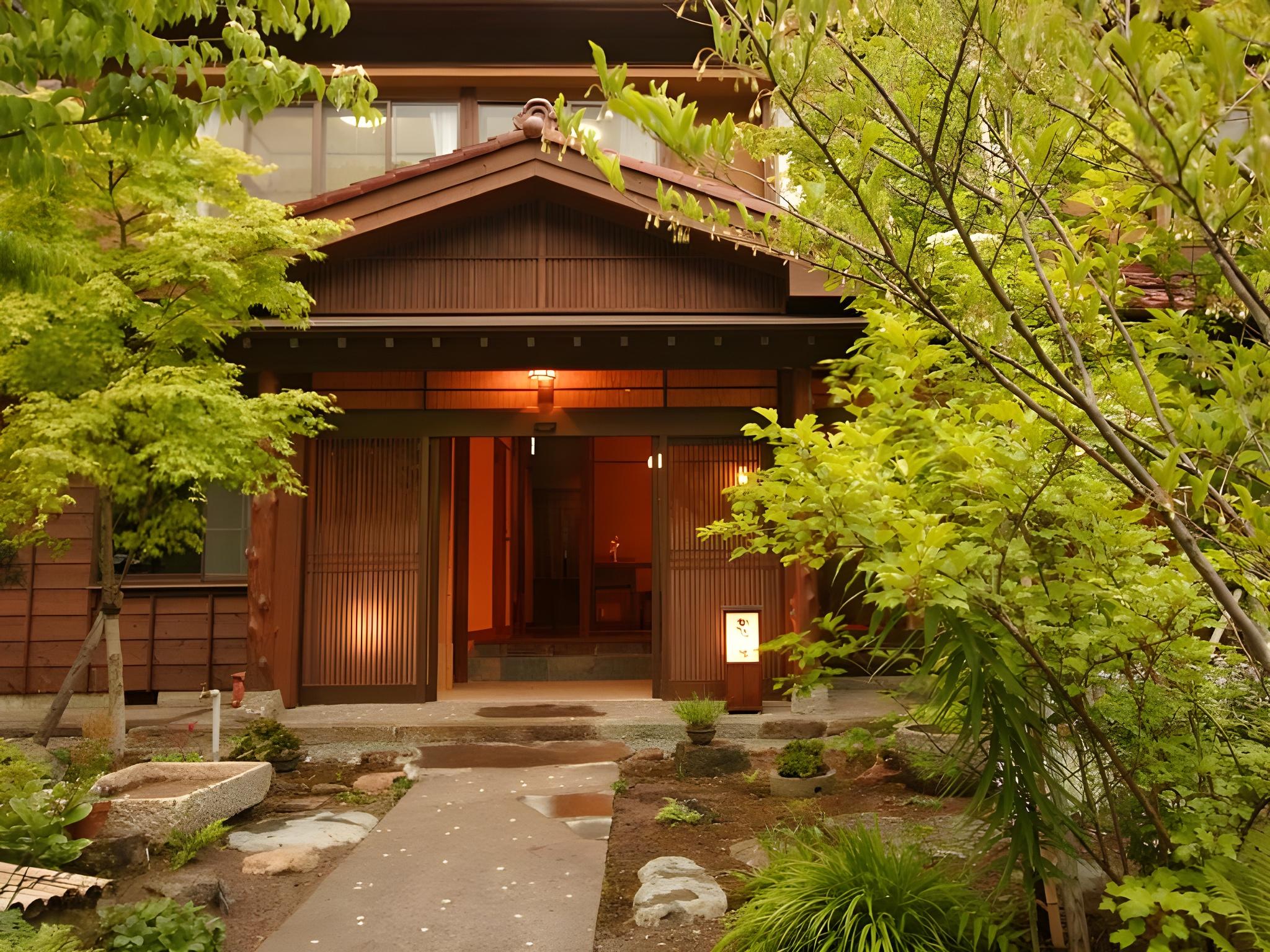 Shinshu Kakeyu Onsen Katsura Ryokan 7/32