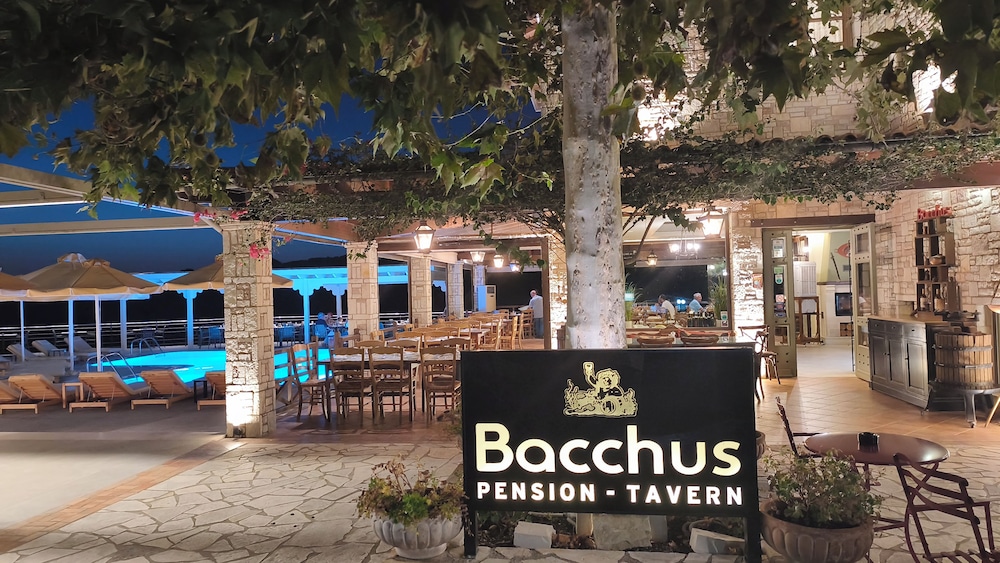 Bacchus 39/47