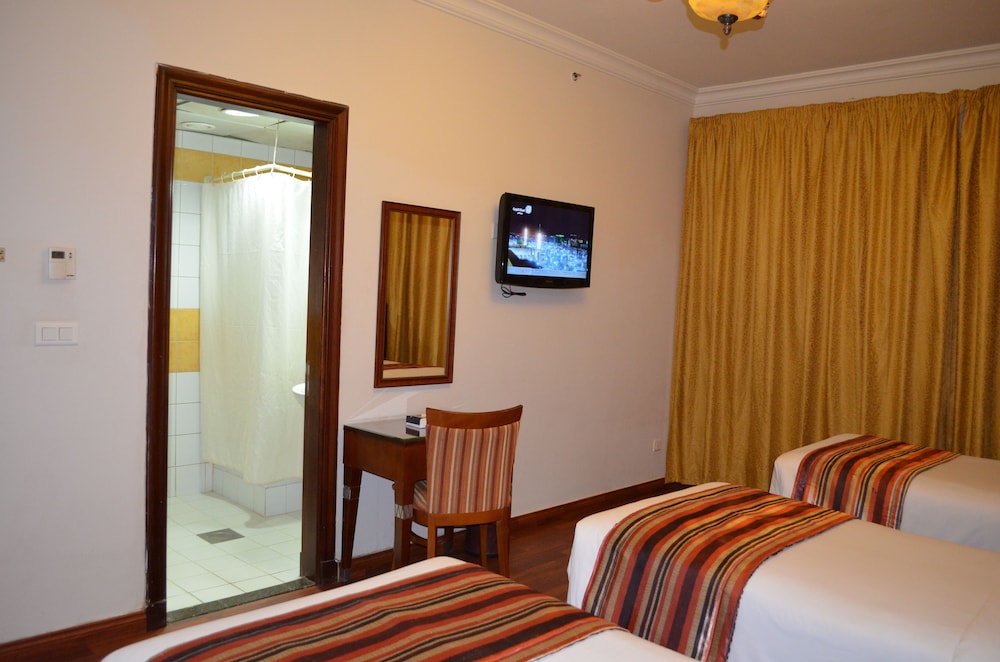 Rotana Al Mesk Hotel 15/27