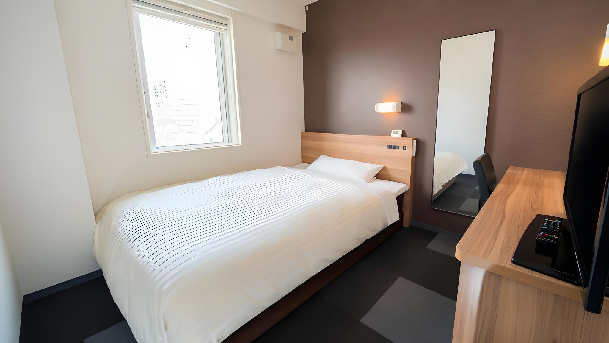 Room, Double Bed