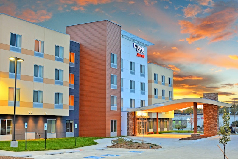 Fairfield Inn Suites Omaha Northwest in OMAHA - NE