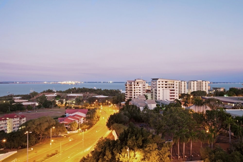 Argus Apartments Darwin 65/68