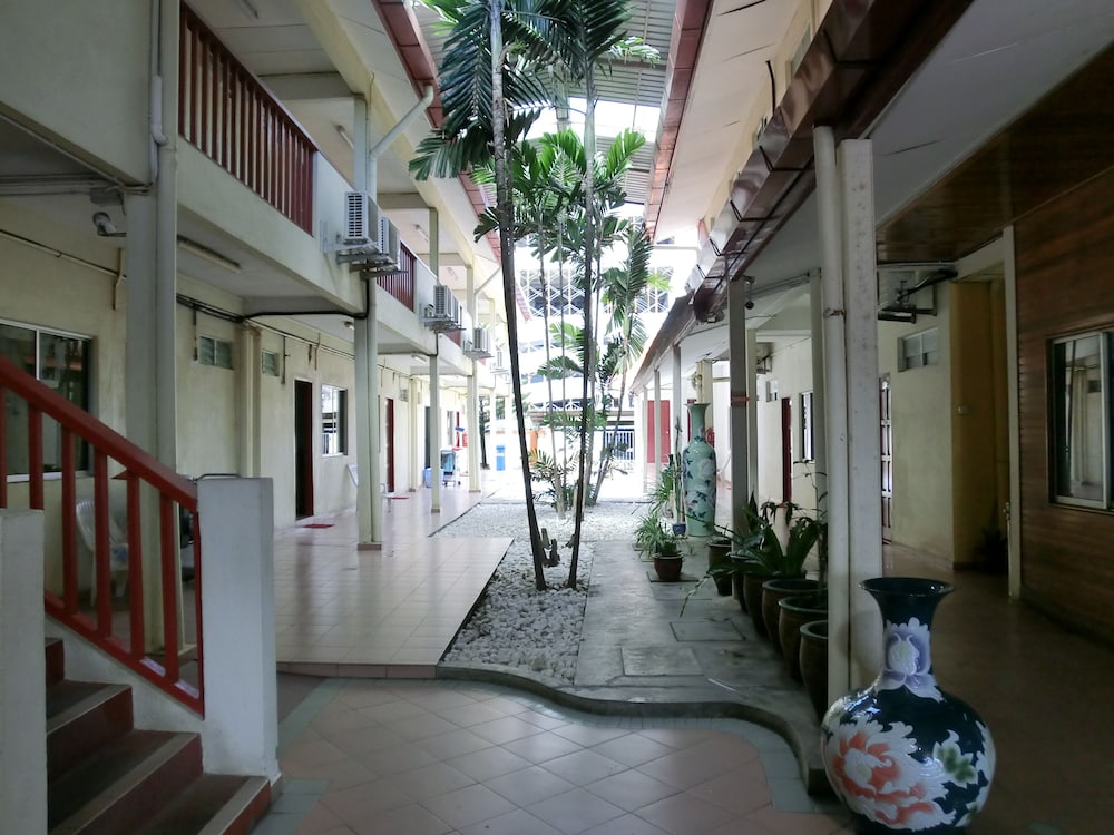 KT Beach Resort 30/33