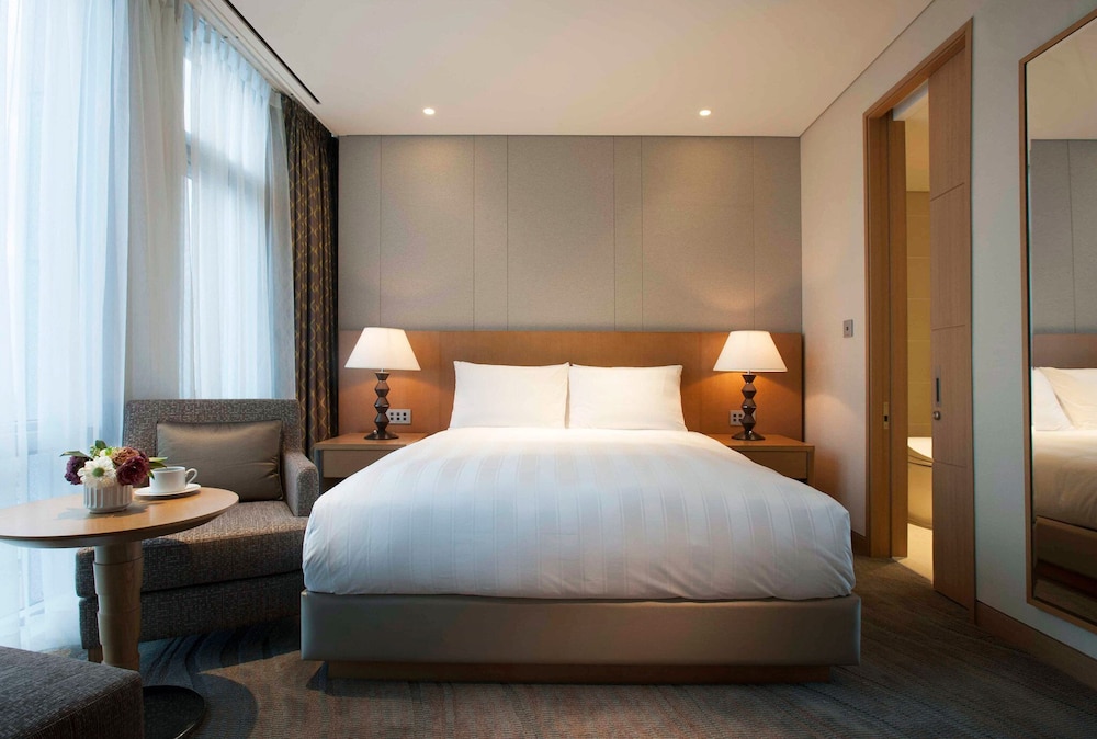 MOUNTAIN, DELUXE, DOUBLE BED
