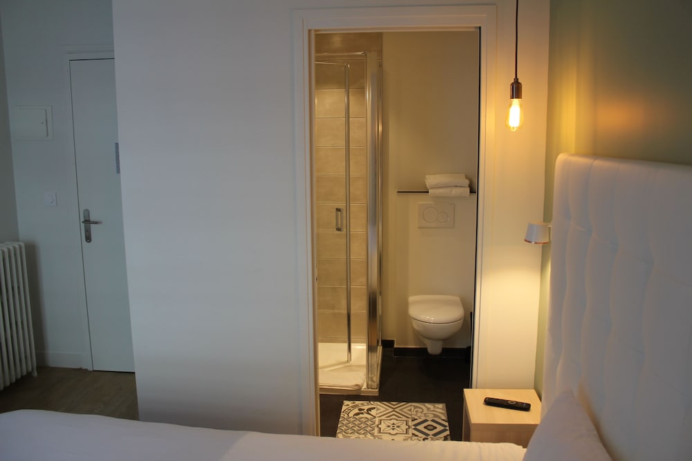 La Fontaine Caen Centre Hotel 18/18