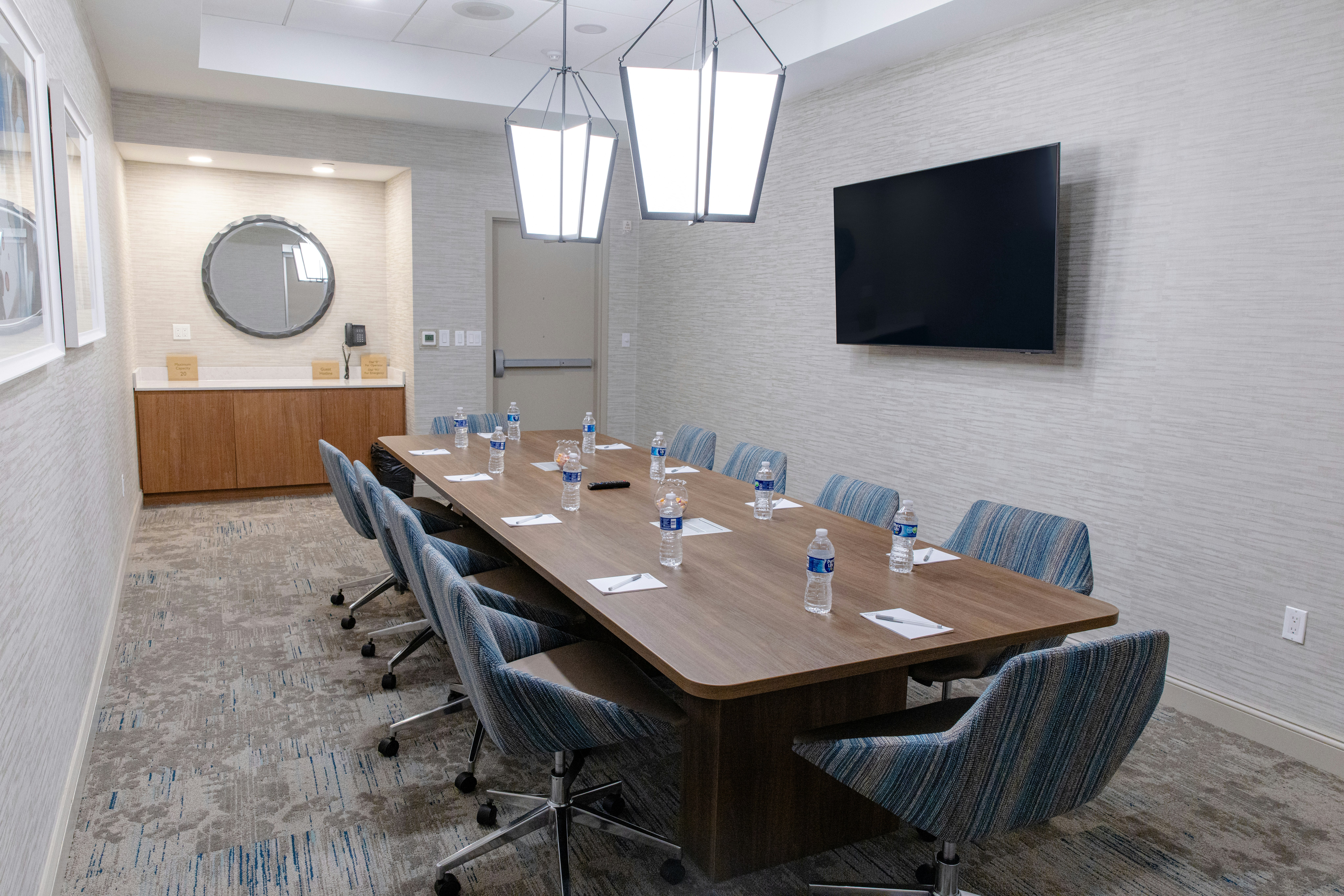 Hilton Garden Inn Lakewood 44/52
