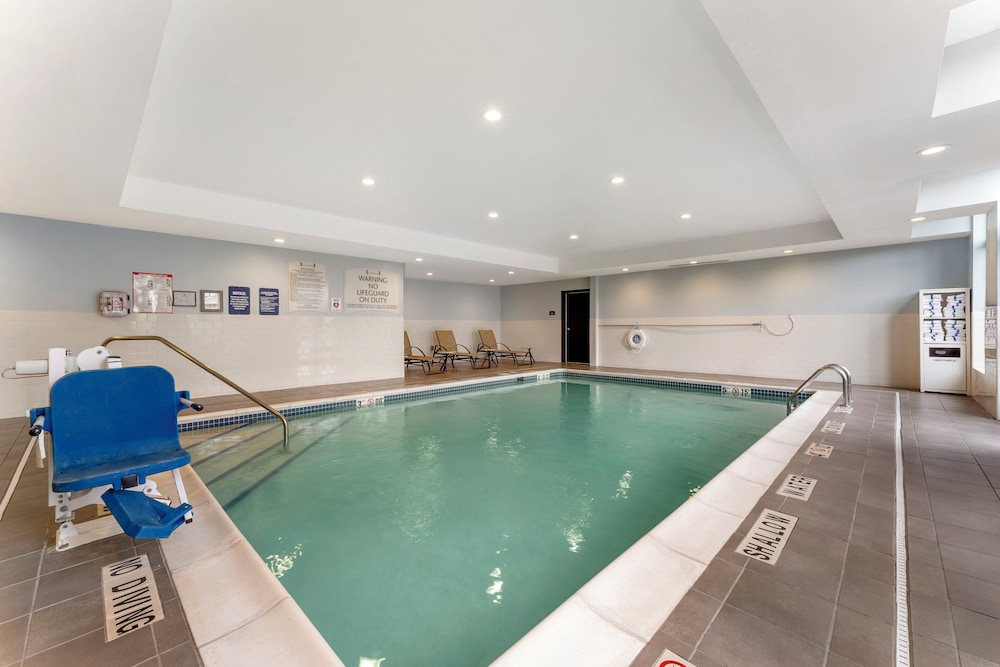 swimming pool spa