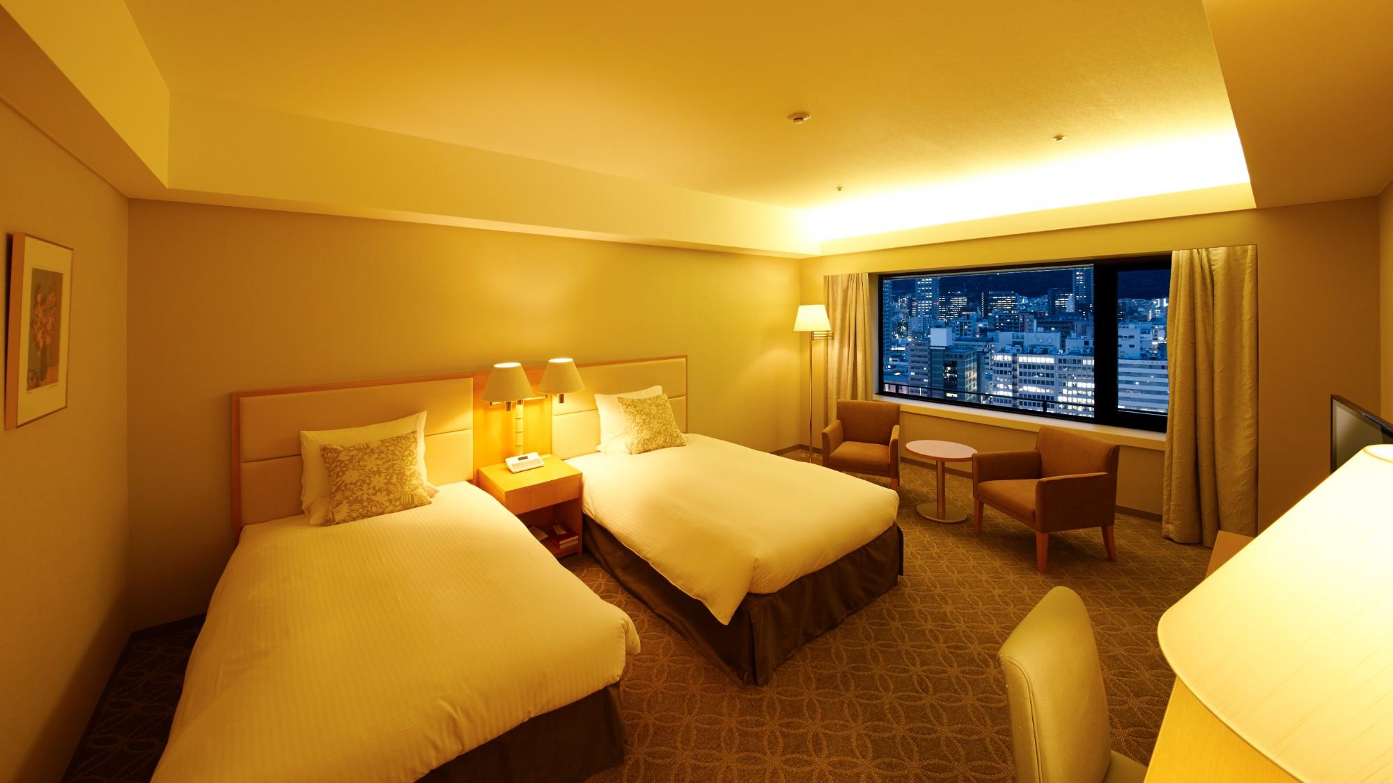 Deluxe, Twin Beds, Side Ocean View, Ocean View, Main Floor