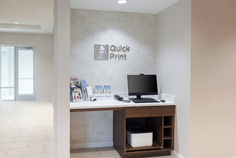 Fairfield Inn & Suites Dayton Beavercreek 23/27