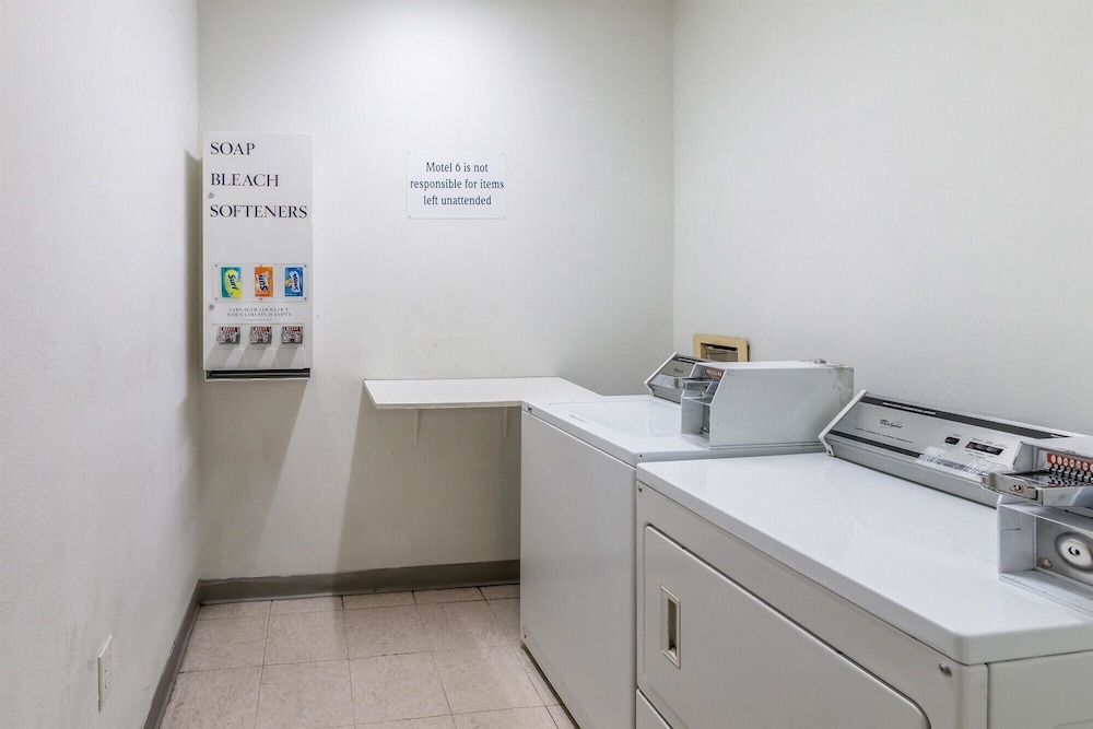 Motel6 North Richland Hills, TX - NE Fort Worth 10/42
