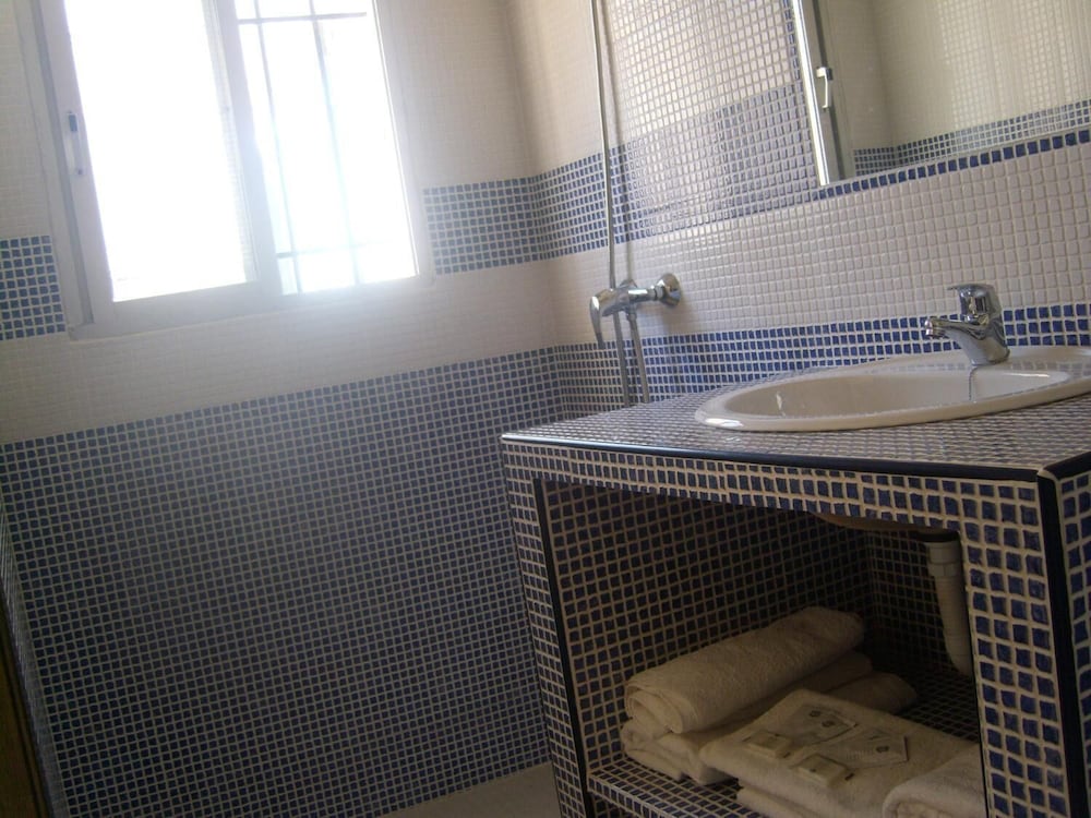 Hostal El Canario 33/36