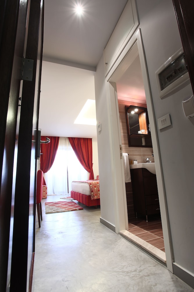 Monoberge Hotel Byblos 9/69