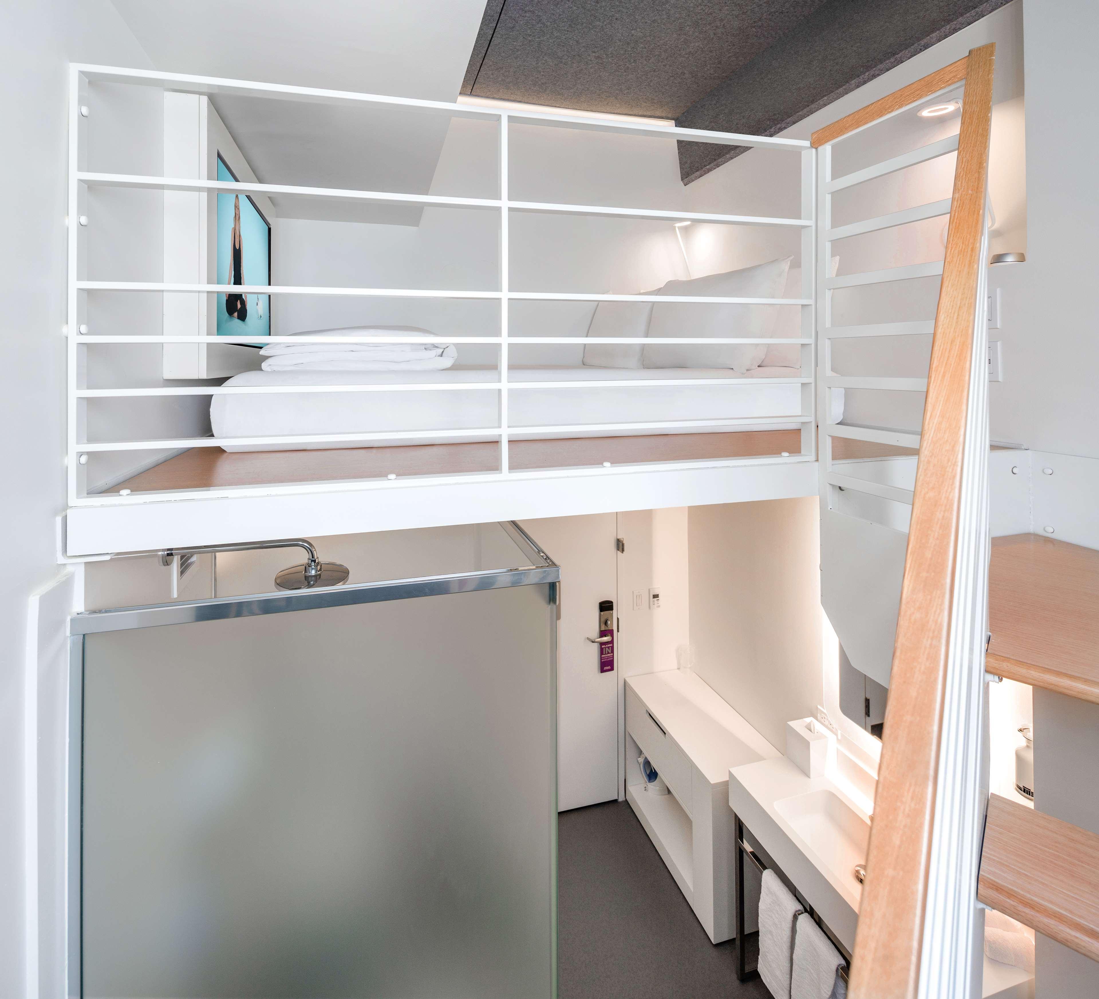 Sky, Cabin, Single