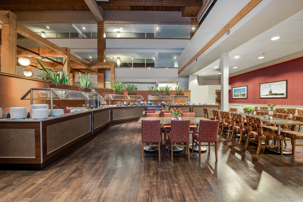 Crowne Plaza Suffern - Mahwah 58/81