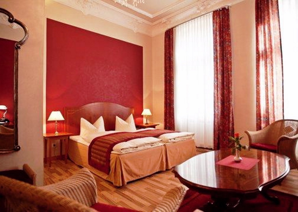 Safestay Berlin (ex. Kult Hotel Auberge) 6/20