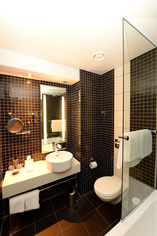 Southern Sun Rosebank 50/50