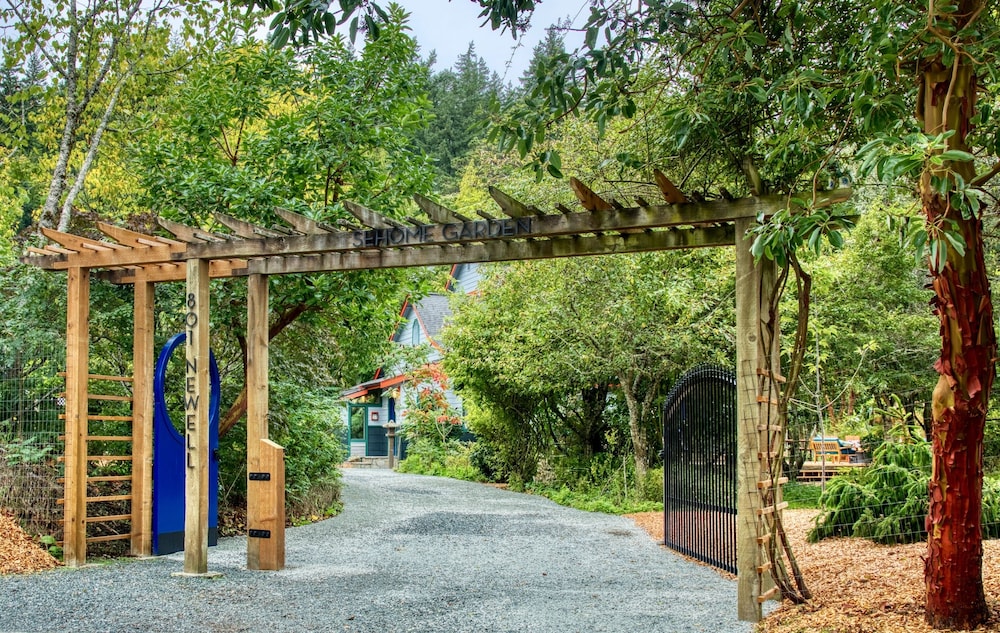 Sehome Garden Inn 18/29