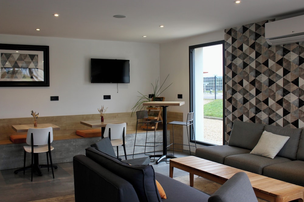 Ibis Dijon Sud 40/63