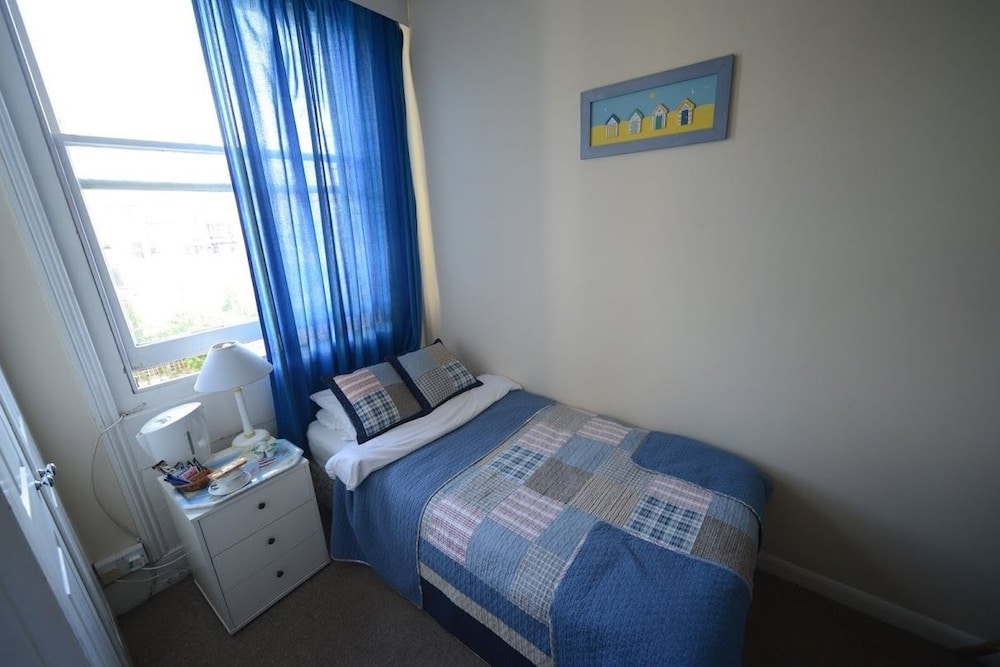 Marine View 27/59