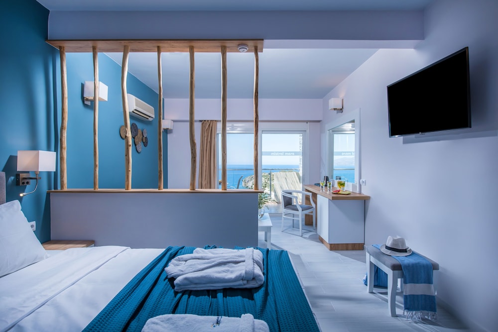 Mistral Mare Hotel 11/38