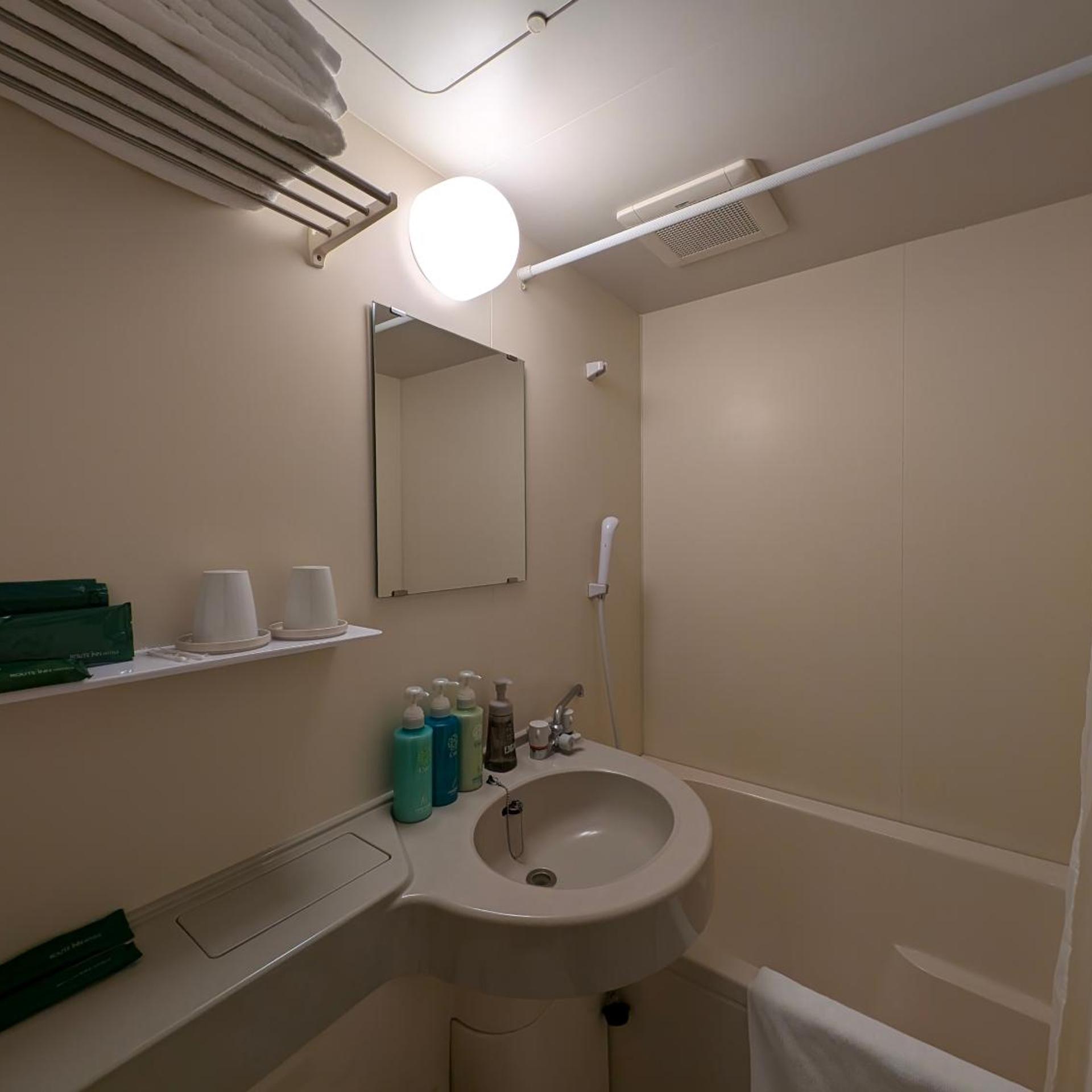 غرفة قياسية بسريرين منفصلين للمدخنين، Hotel Route-Inn Towada 4/4