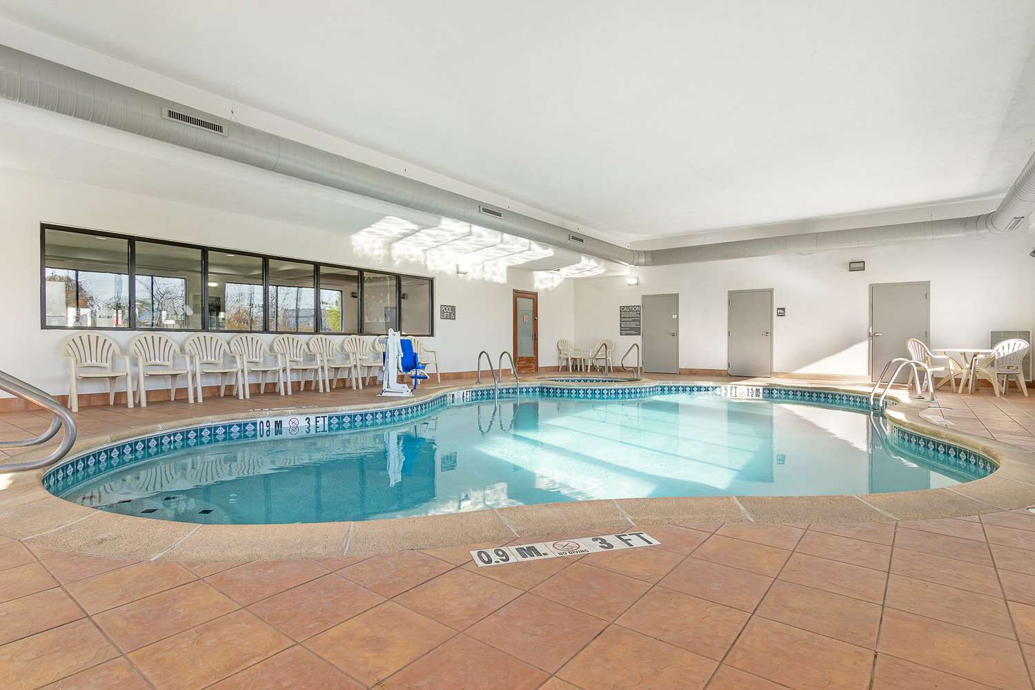 swimming pool spa