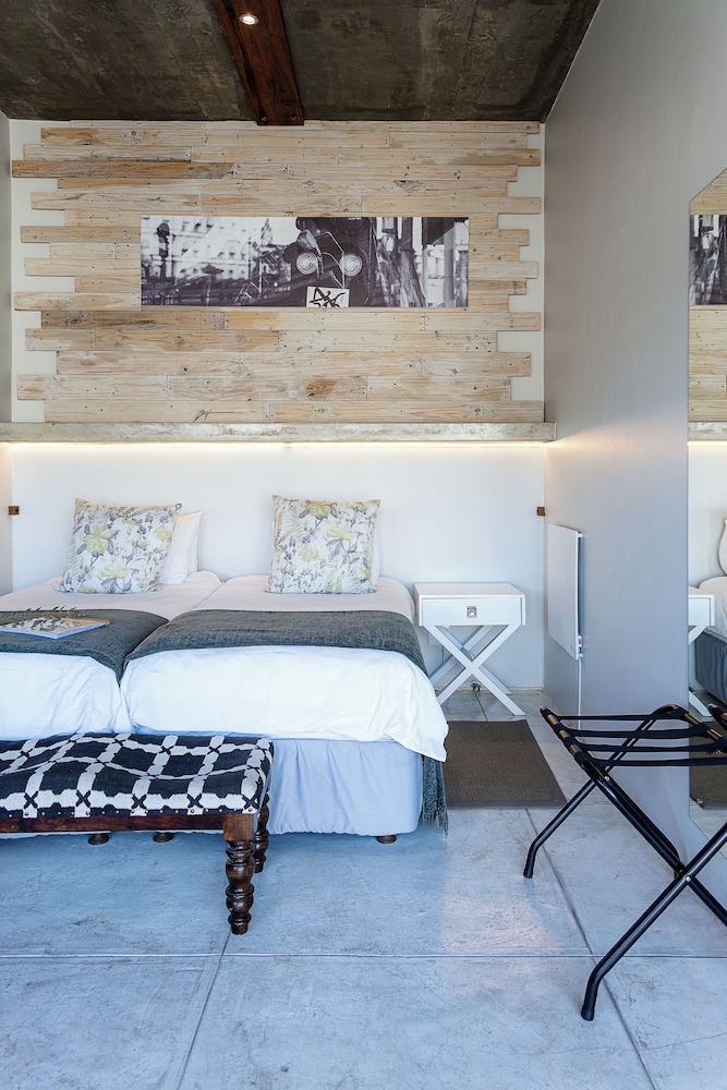Organic Square Guesthouse 44/65