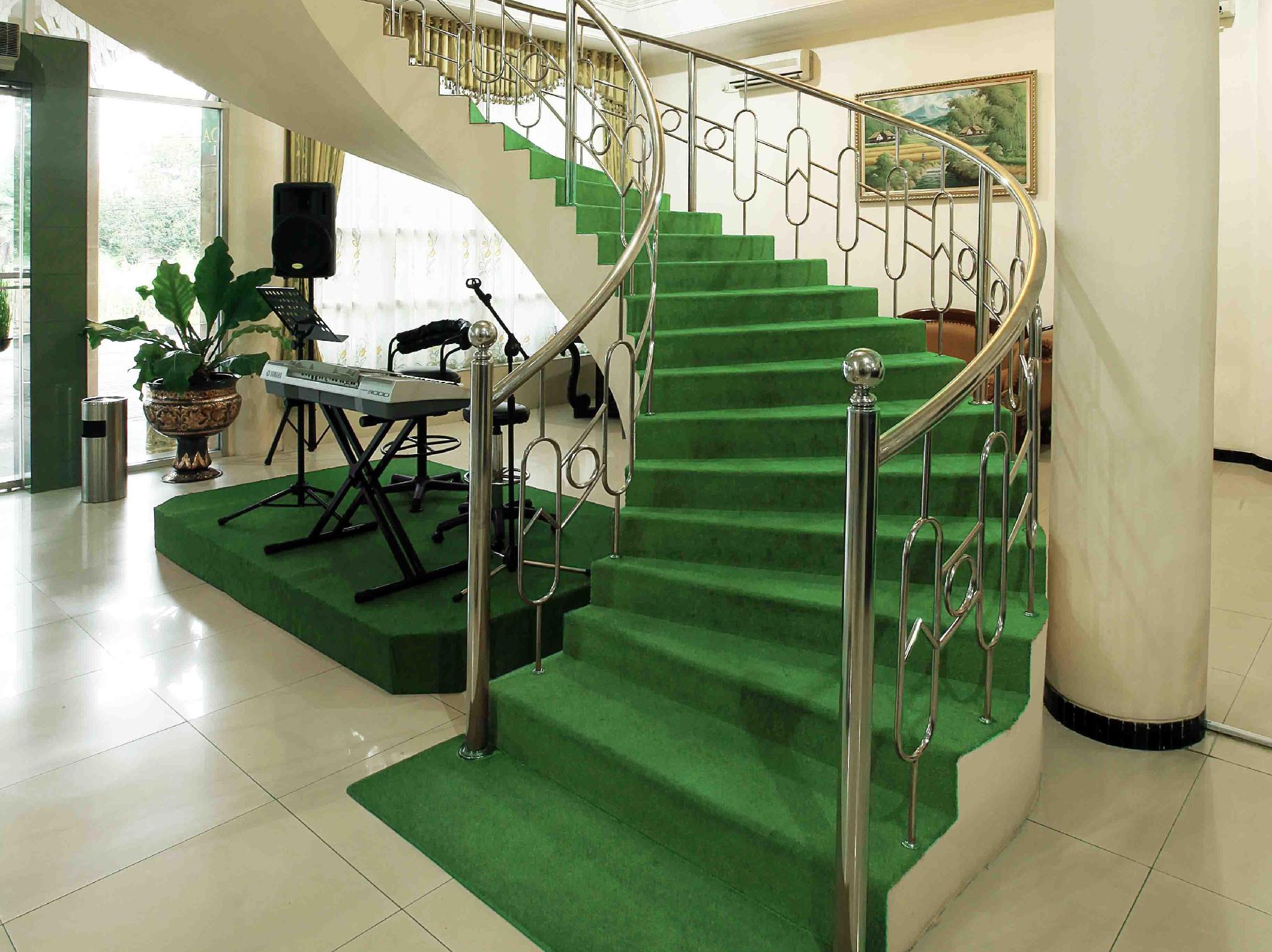 Ning Tidar Hotel Magelang 14/18