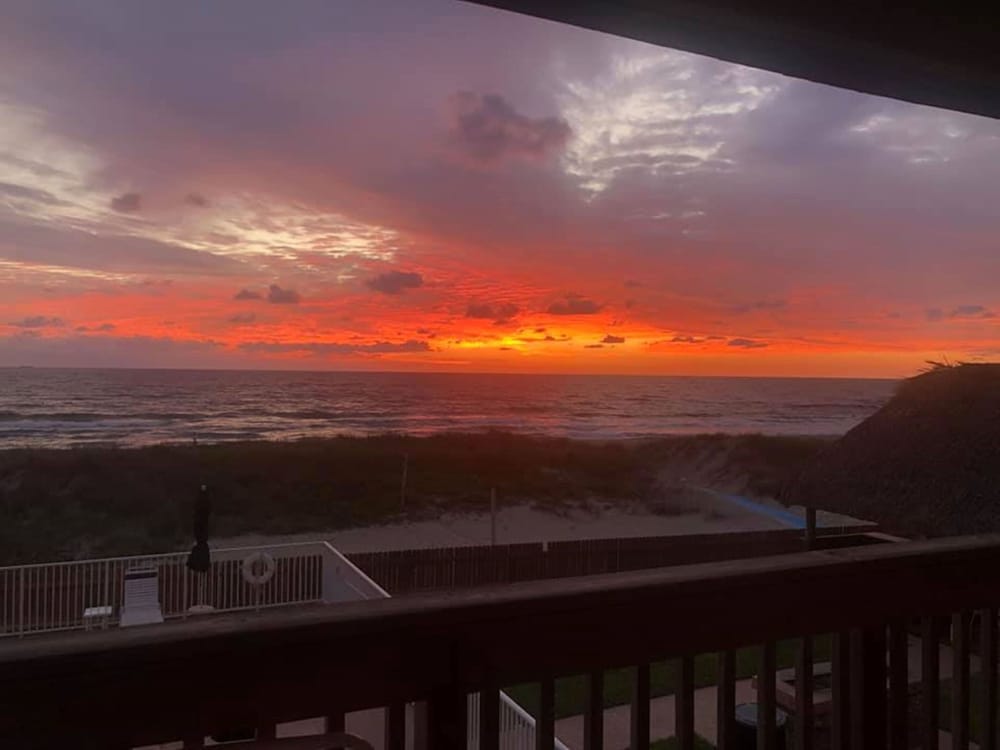 Emerald Seas Deerfield Beach Club 23/39