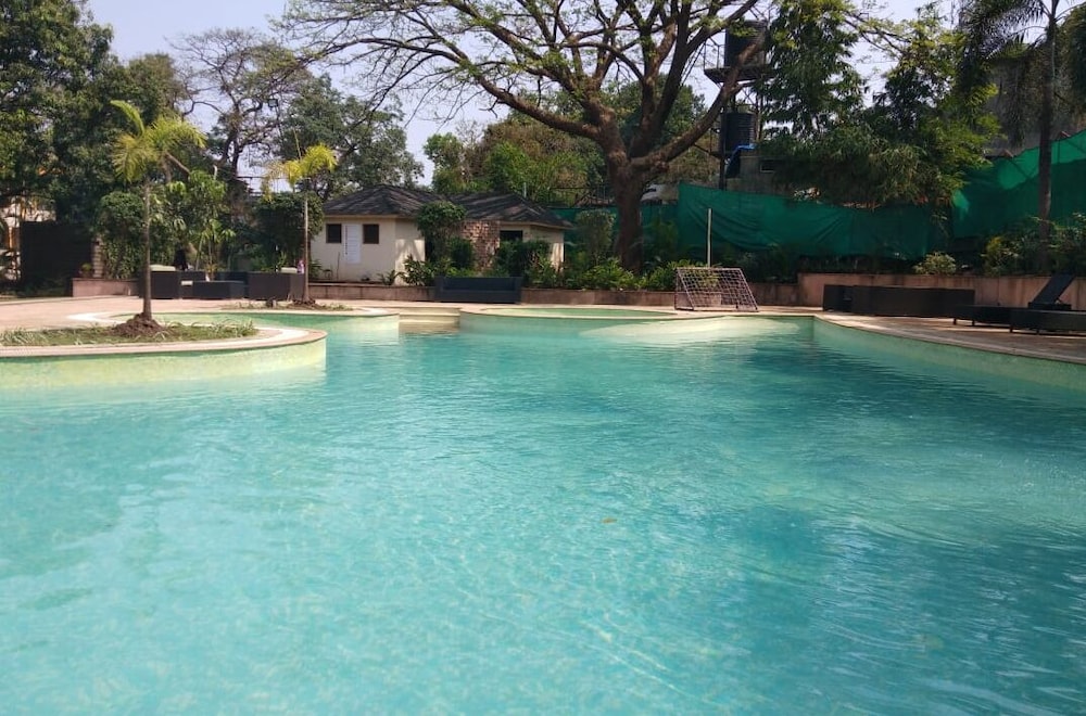 Citrus Hotels Lonavala 35/47