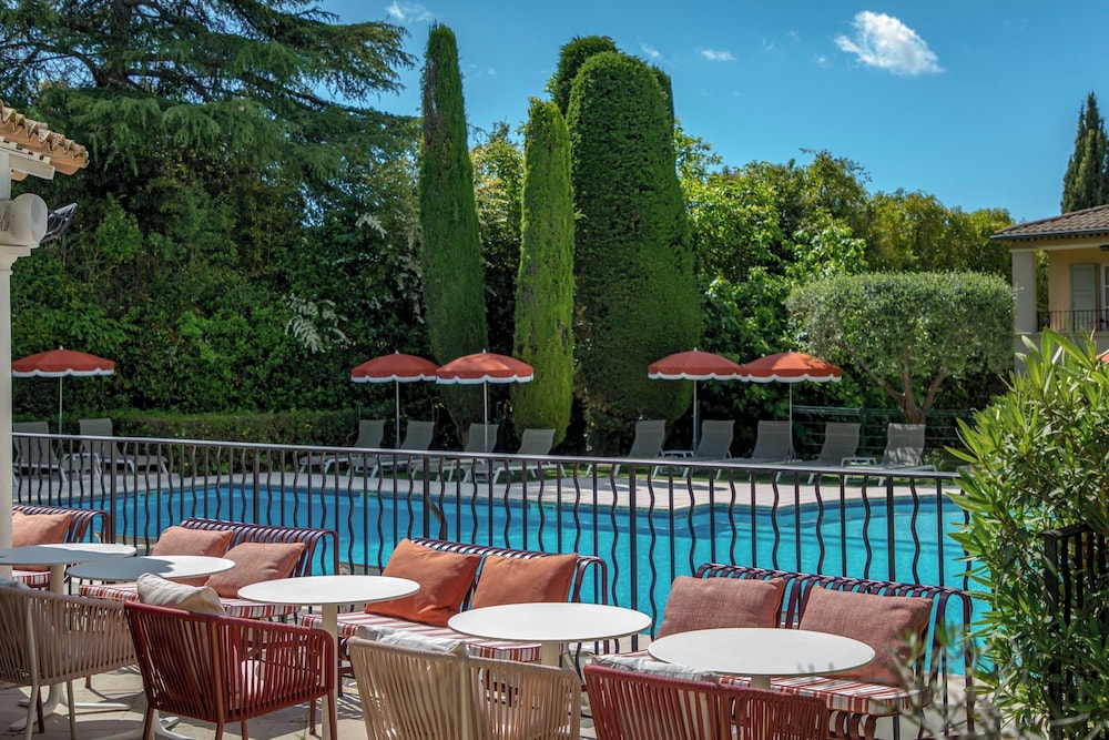 HOTEL DE MOUGINS 6/49