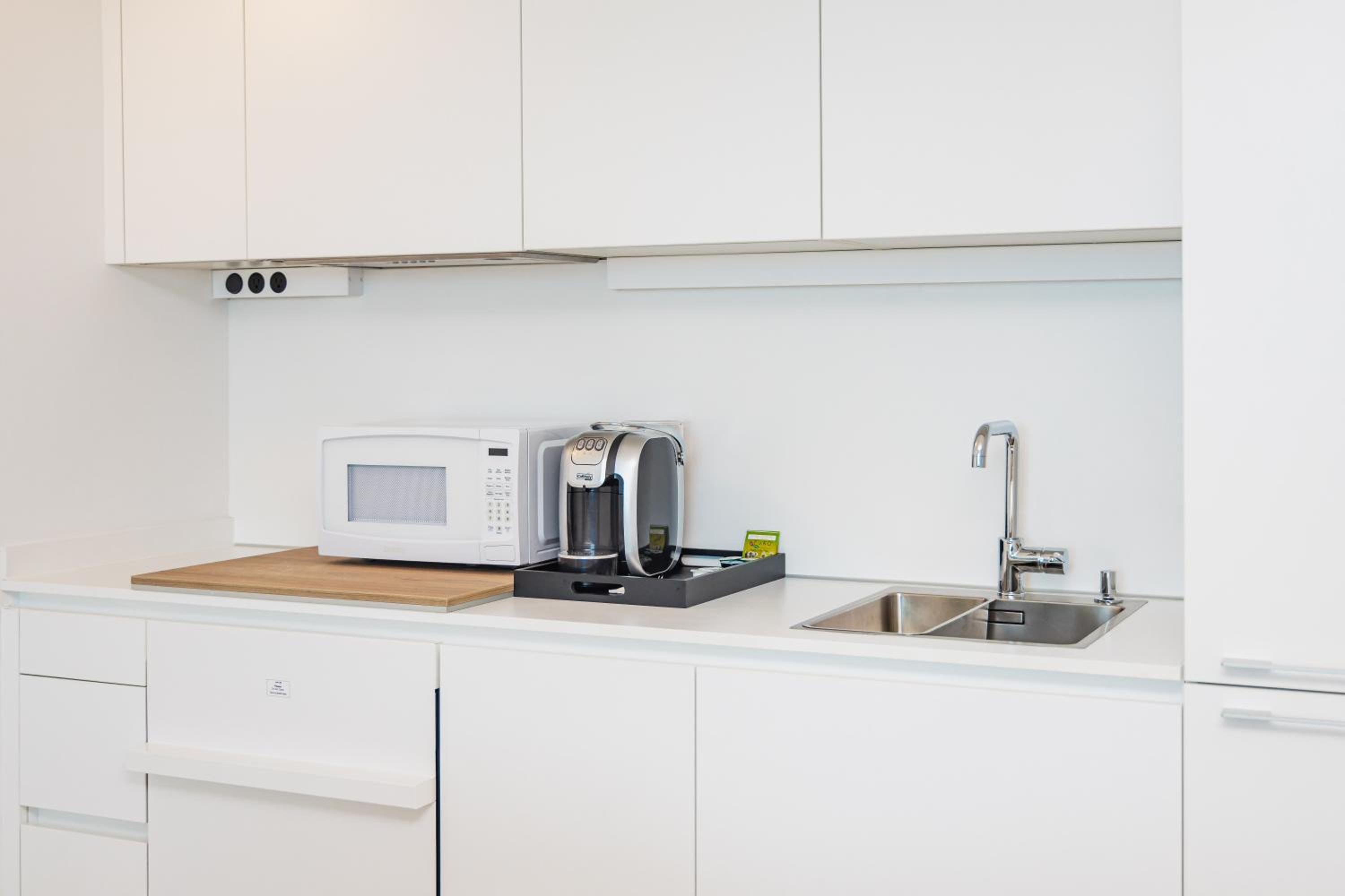 2 Bedrooms, Premium, Suite, Island View