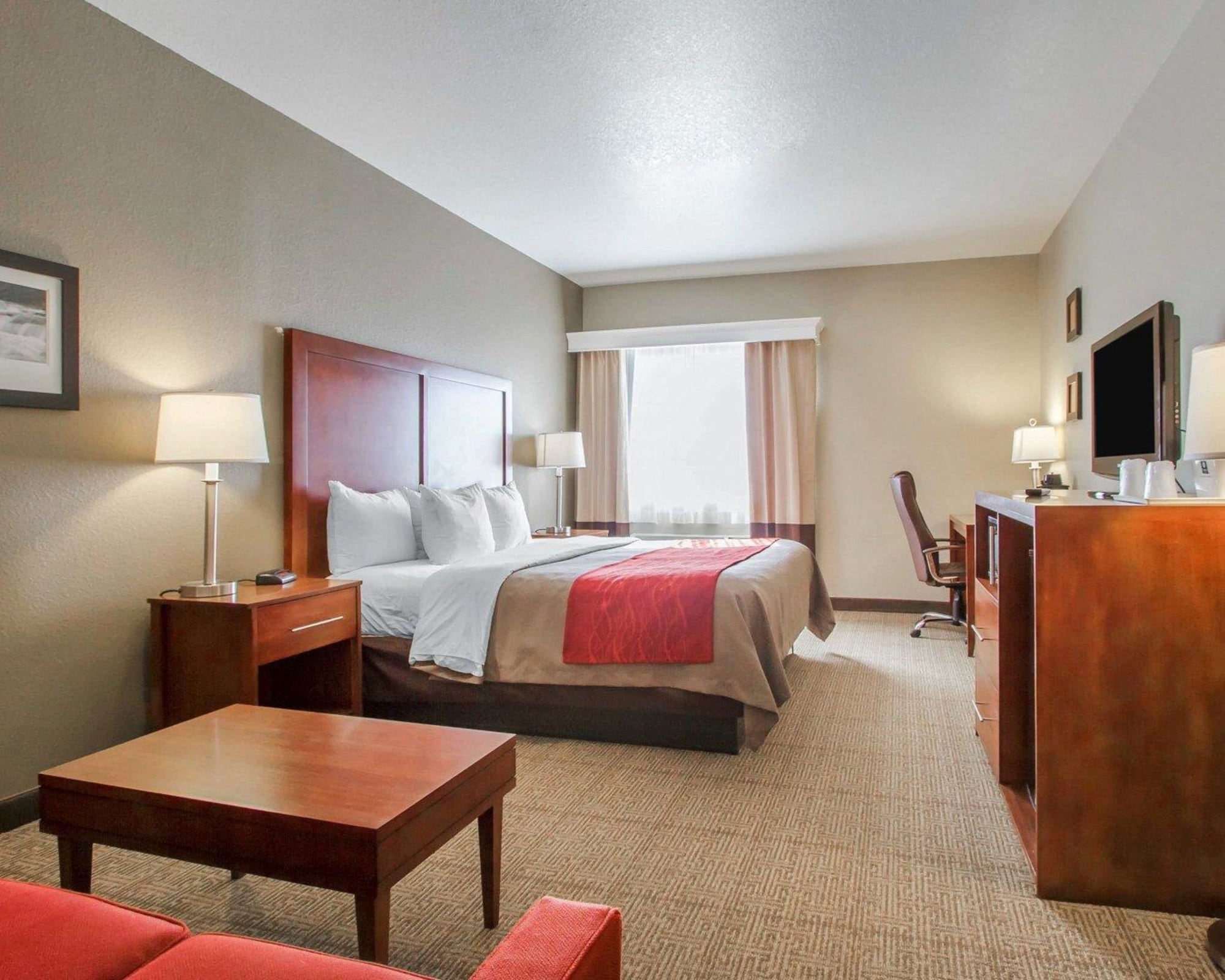 جناح، Comfort Inn Bolivar, MO 2/4