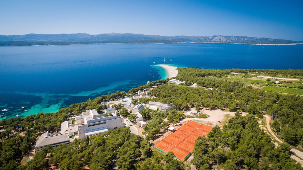 Bretanide Sport Wellness Resort 46/50