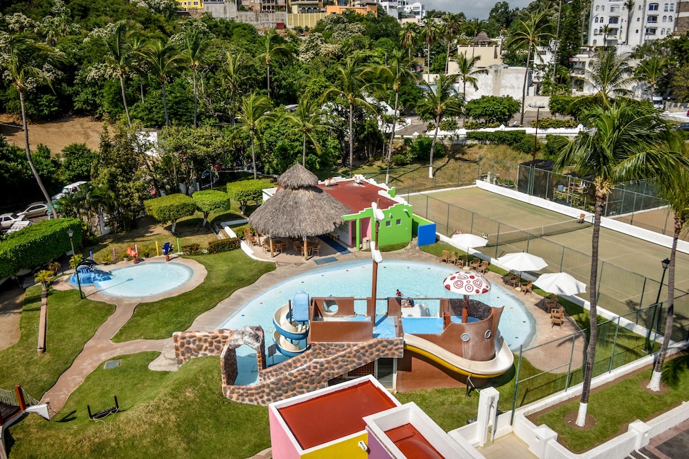 Tesoro Manzanillo 52/68