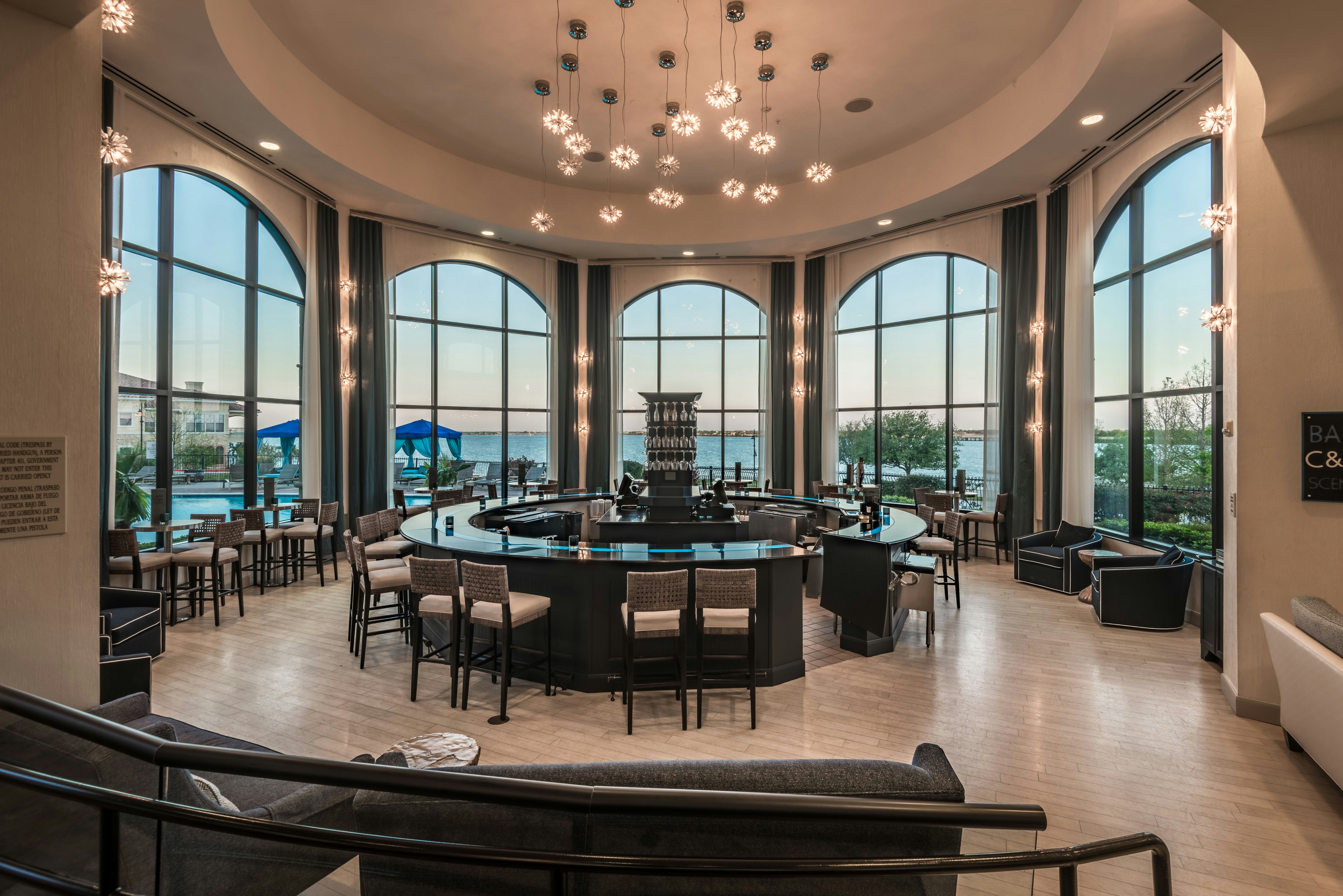 Hilton Dallas/Rockwall Lakefront 35/77
