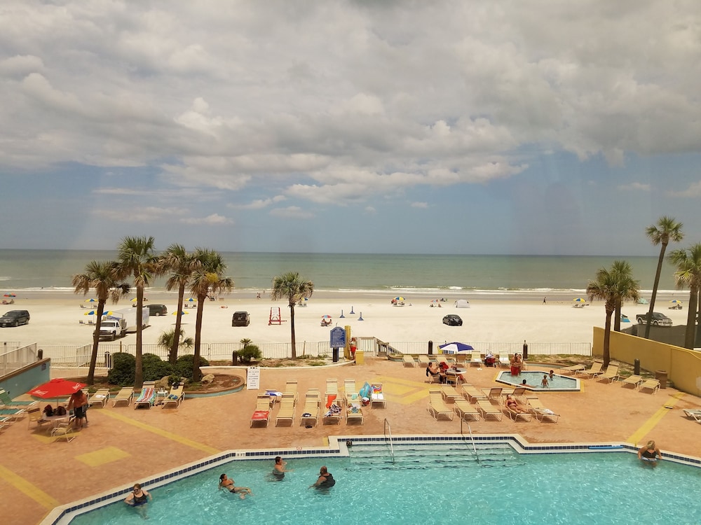 Renaissance Daytona Beach Oceanfront Hotel 59/60