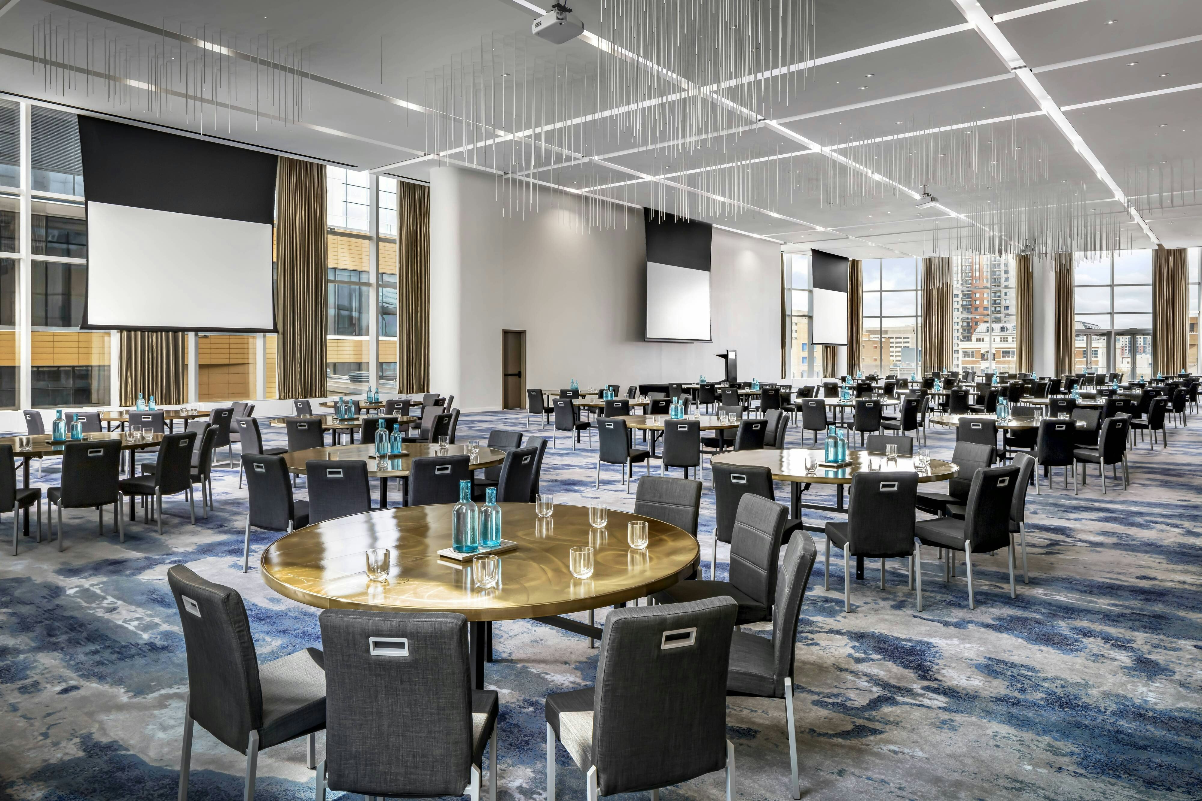 Jw Marriott Edmonton Ice District 24/29