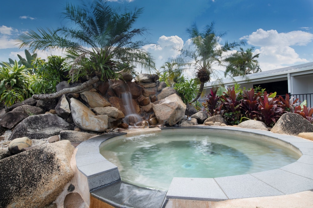 Mission Beach Resort 37/75