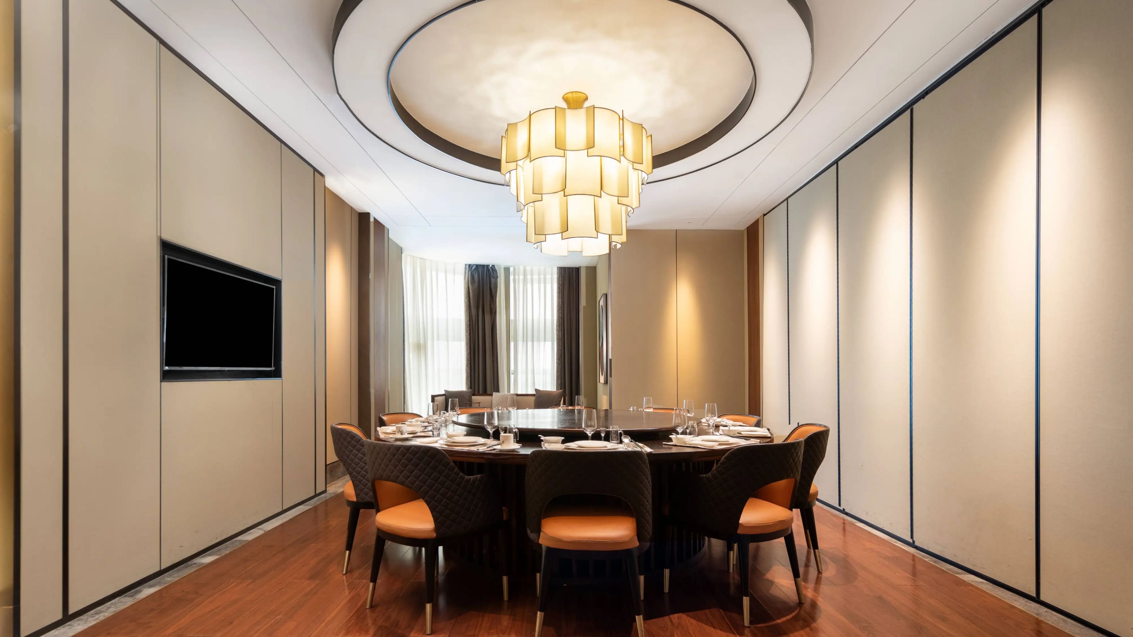 HOLIDAY INN SHIJIAZHUANG CENTRAL 73/77